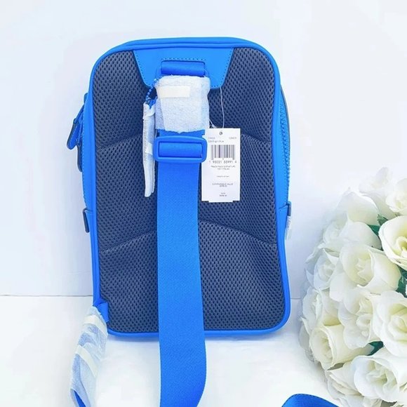 COACH Track Pack In Signature Canvas C9838 - Picture 3 of 9